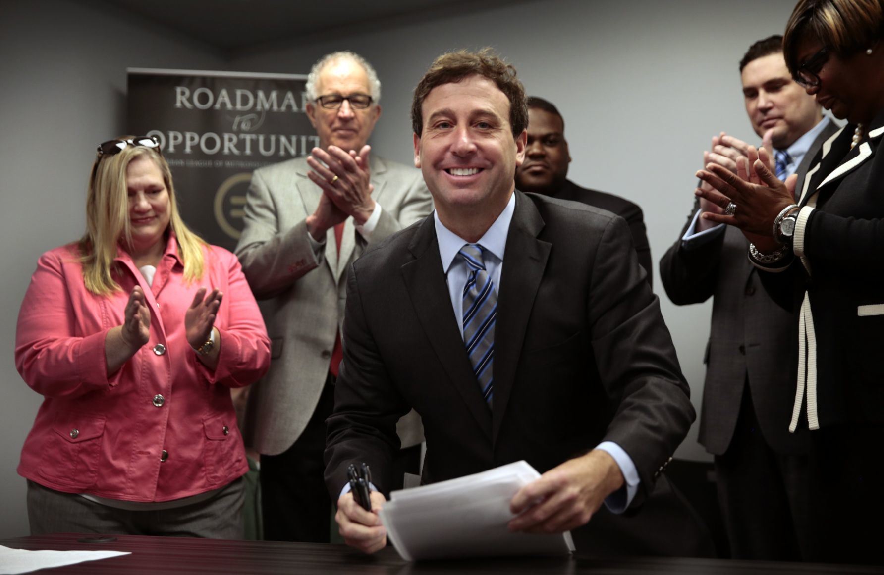 Stenger signs "Ban the Box"